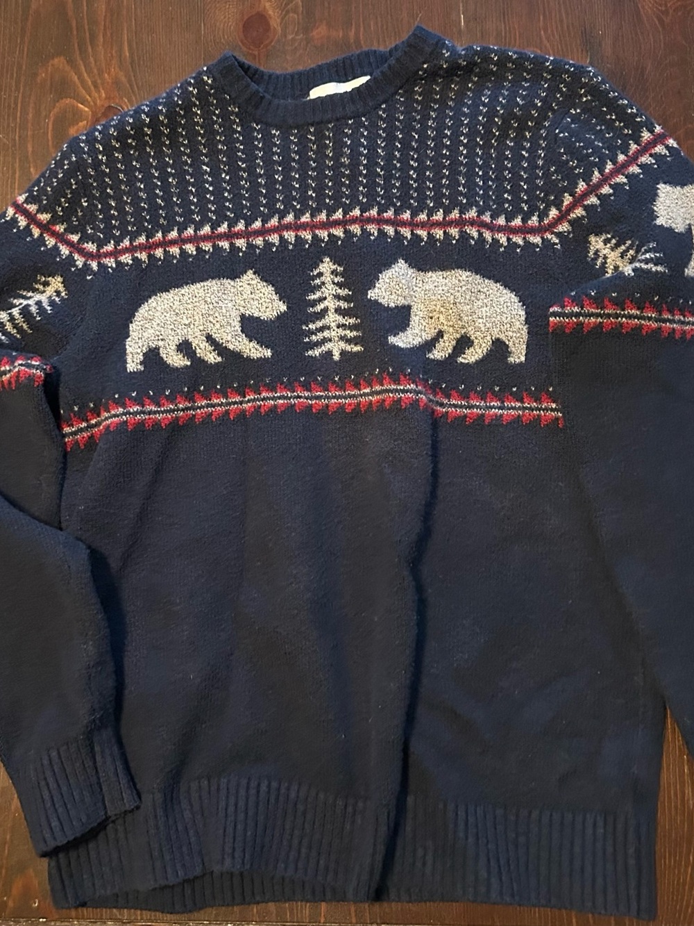Old Navy Navy Bear and Tree Crewneck Sweater with Red Accents Men’s Small